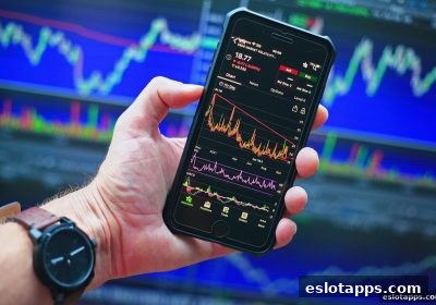 电子游戏软件揭秘：真人游戏赔率数据的核心逻辑与实战运用
