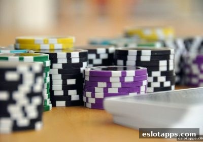 电子游戏软件权威指南：真人桌游充值优惠全对比与现金棋牌选择
