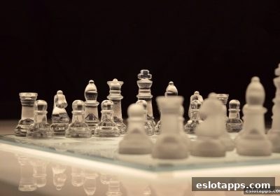 电子游戏软件深度剖析：围棋对弈中心理素质与策略技巧的制胜关键